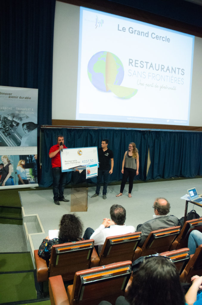 Des étudiants de Grenoble collectent des fonds pour RSF – Sept. 2016