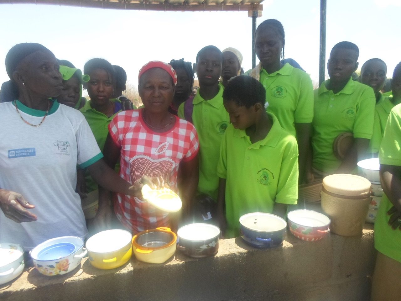 Bientôt la cantine tant attendue par 400 collégiens au Burkina Faso – Avril 2018